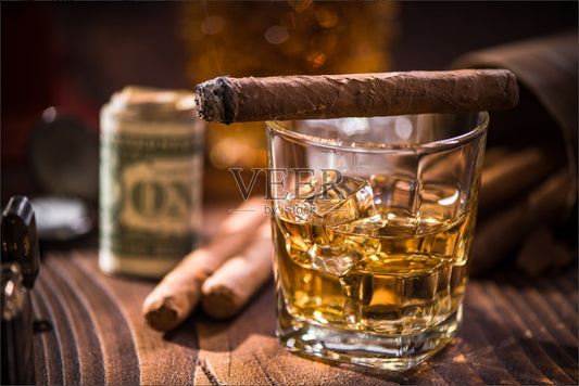 Master the Art of Cigar Storage: The Ultimate Guide to Seasoning Your Humidor