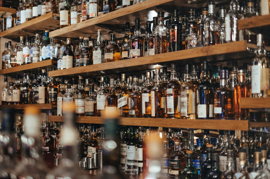 Crafting the Perfect Chill Spot: Pairing Your Cigar Humidor with a Whiskey Bar
